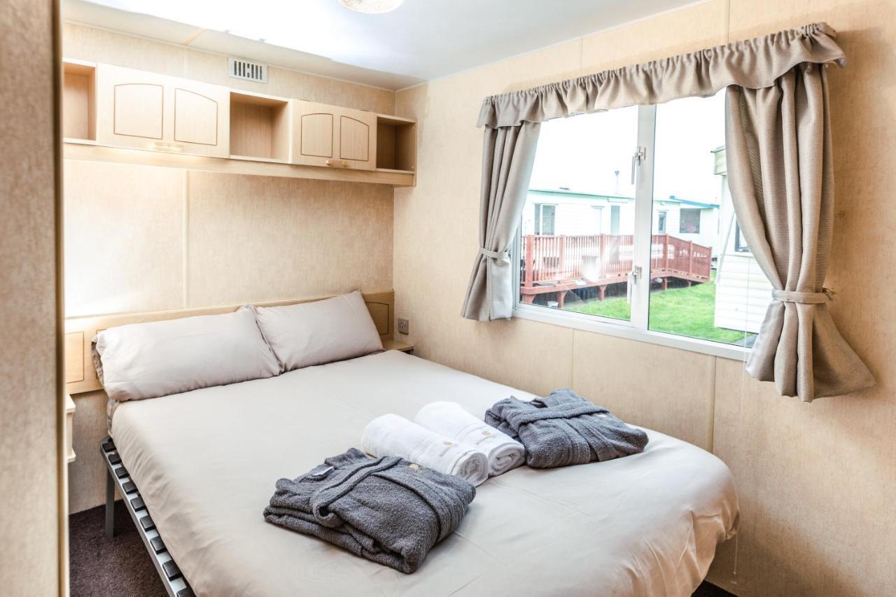 Kings Caravan - Family Groups Only - Very Quiet Park Villa Skegness Exterior photo